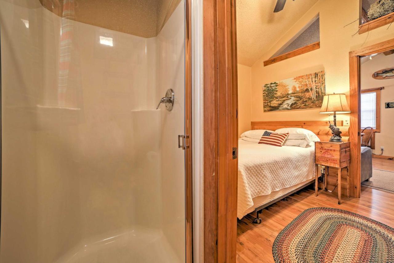 Branson Cabin With Deck Near Table Rock Lake! Buitenkant foto